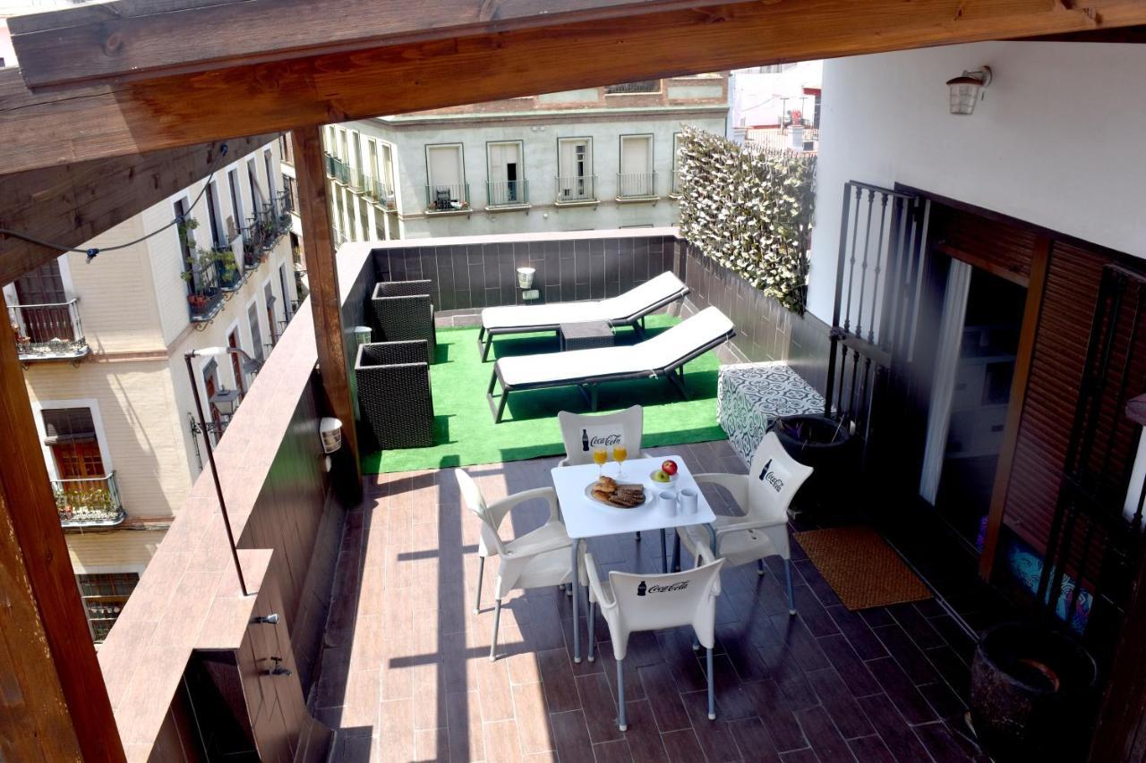 Atico Centrico Plaza Moravia ,san Julian. * Sevilla
