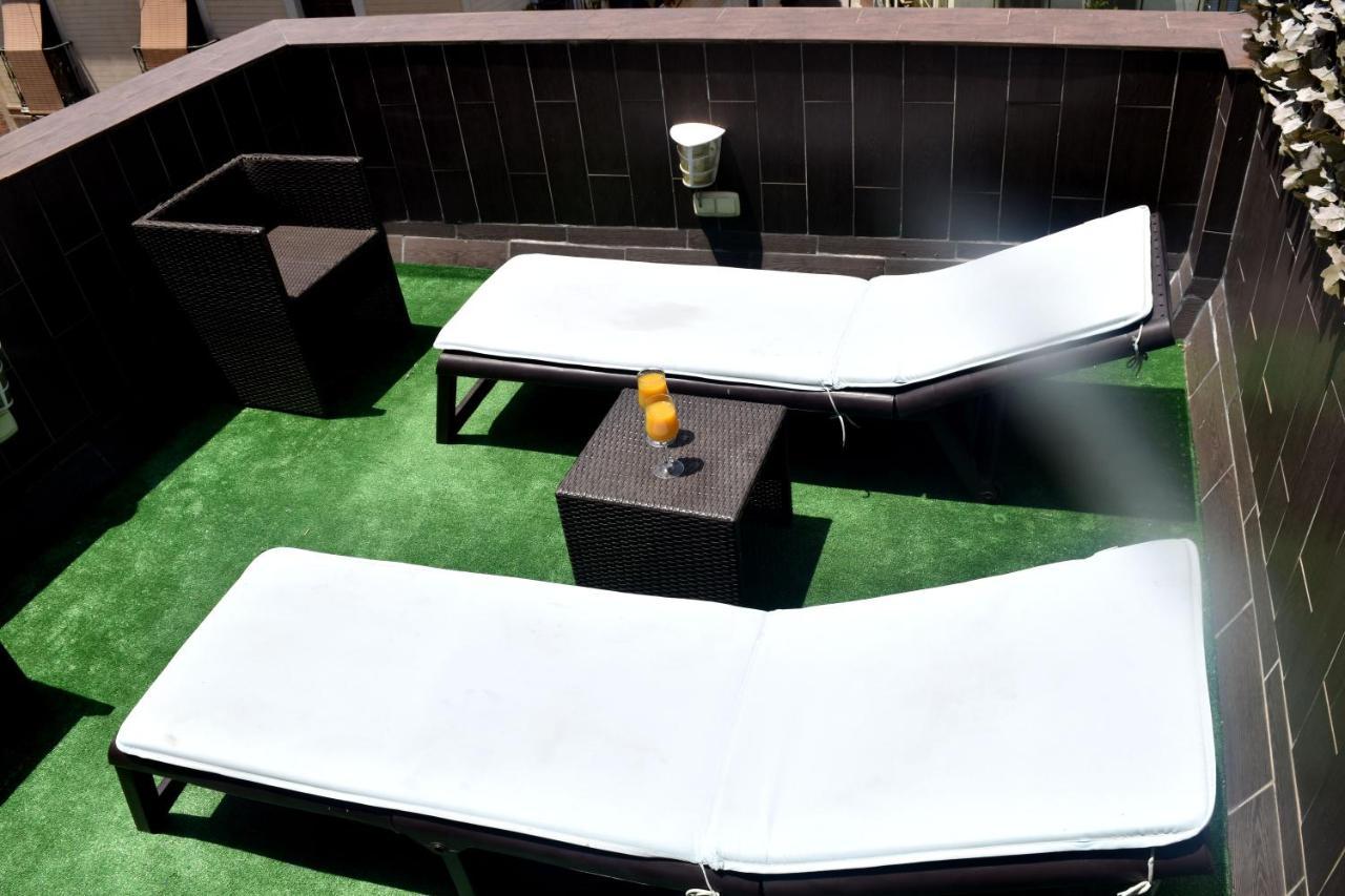 Atico Centrico Plaza Moravia ,san Julian. Appartement Sevilla