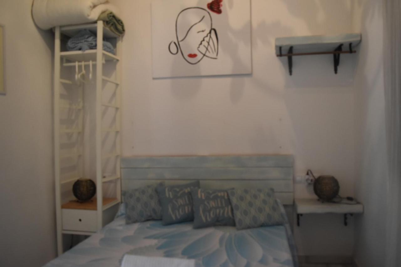 Atico Centrico Plaza Moravia ,san Julian. Appartement